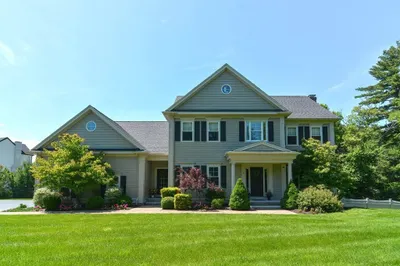 2 Ariana Ln 1