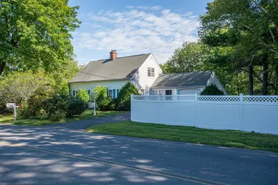 10 Dwight Street 1