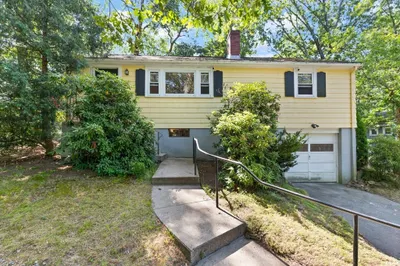 24 Rockville Ave 1