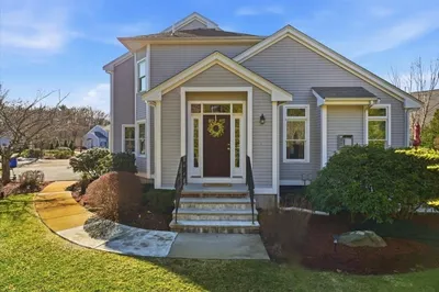 8 Country Cir #8 1