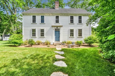 2 Curtis Ln 1