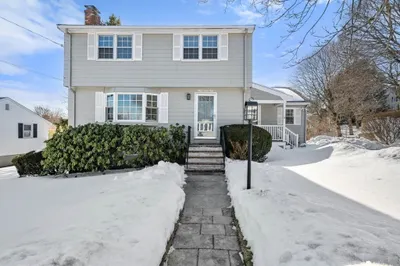 3 Valley Rd 1