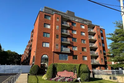8 9 Th St, St #703 1