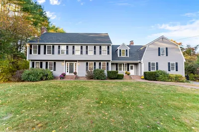 188 Wayside Inn Rd 1