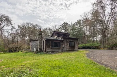 299 Mill Rd
