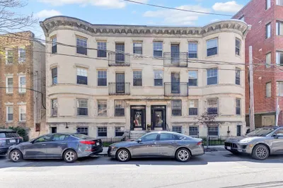 104 Strathmore Road 1