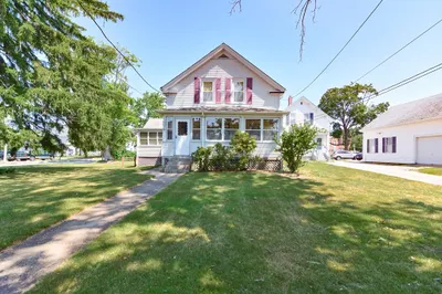 68 Commonwealth Ave