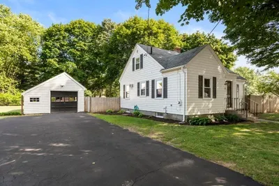 13 Edison Ave 1