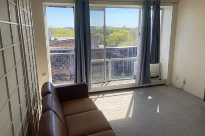 29 Concord Ave #809