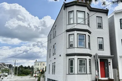 863 Saratoga St #3 1