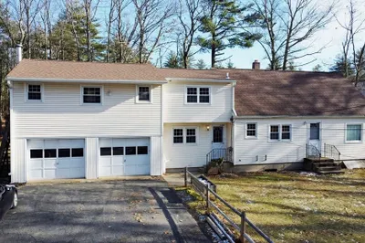 291 Baldwinville Rd 1
