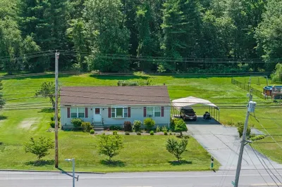 130 W Main St 1