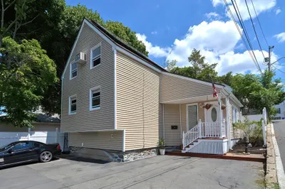 15 Bower S Bower Ave 1