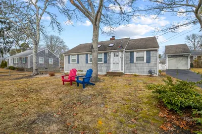 16 Indian Pond Rd 1
