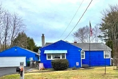 44 Wilson Ave 1
