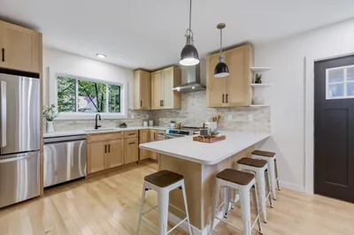 80 Laurel Park 1