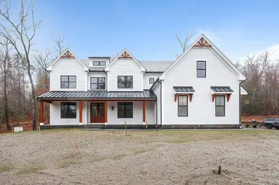 79 Maple Ave