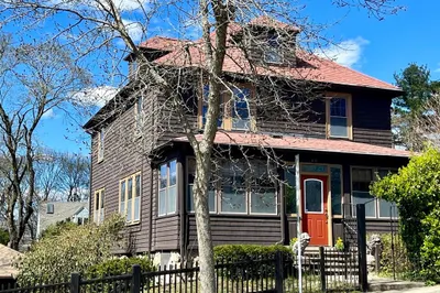 131 Florence Avenue