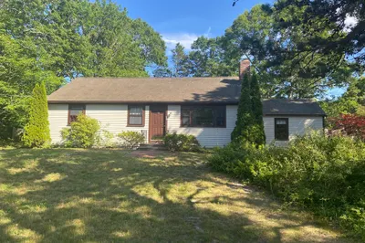 29 Debbie Ln