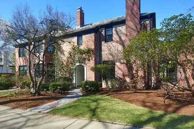 39 Worthington Rd 1