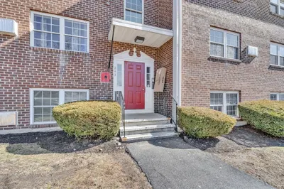 243 Boston Post Rd E Rd #7 1