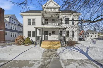 658 Sumner Ave