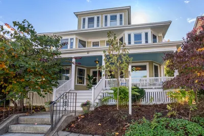 41 Melville Avenue #B 1