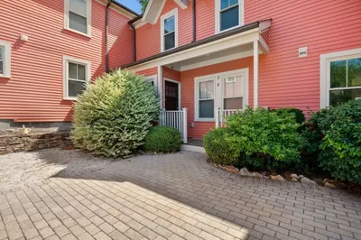 23 Porter St #2