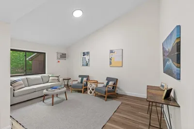 29 Adams Ct #29
