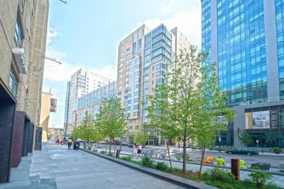 170 Brookline Avenue #825 1