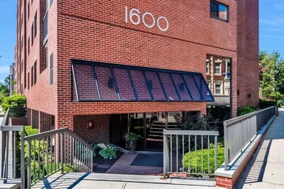 1600 Massachusetts Ave. #203
