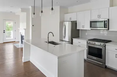 19 Lily Pond Lane #19 1