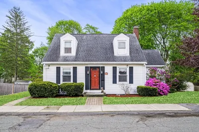 7 Beaver St 1