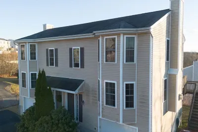 1-b Holly Terrace