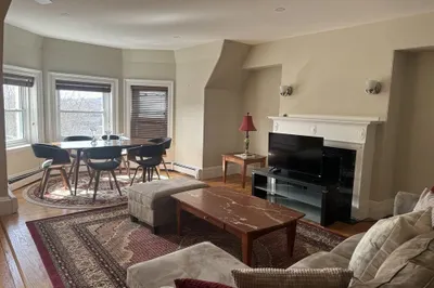 318 Tappan St #3Furni 1