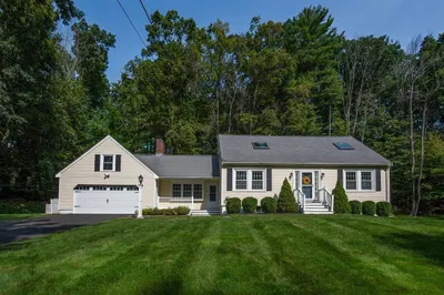30 Silvermine Rd 1