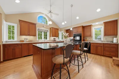 41 Nottingham Dr 1