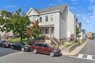 655 Cross St #1 1