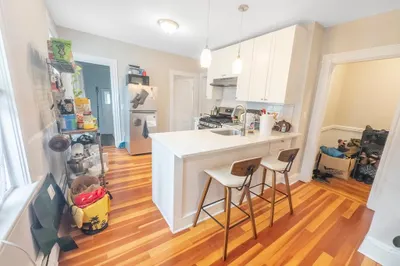 24 Suffolk St #3
