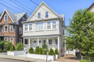 19 Conwell St #1 1