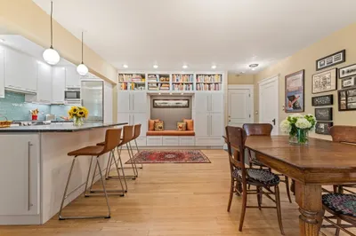 43 Linnaean Street #25A