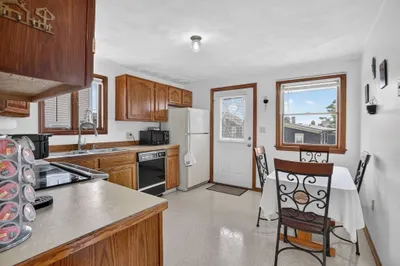 30 Brownville Ave 1