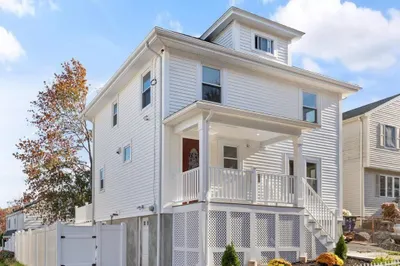 36 Cheever St