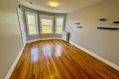 12 Glenside Ave #2 1