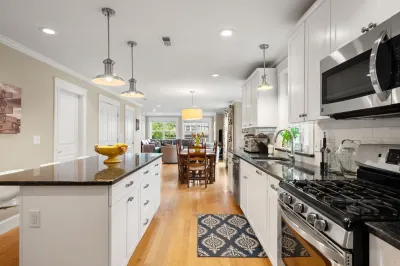 37 Pequossette St #37