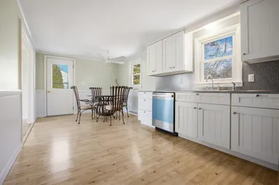 2 Brewster St 1