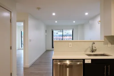1 Canal St #1021