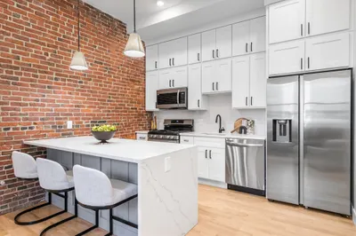 101 Saratoga Street #5
