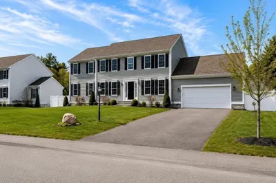 52 Oldfield Rd 1