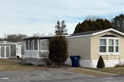 43 Catherine Dr 1
